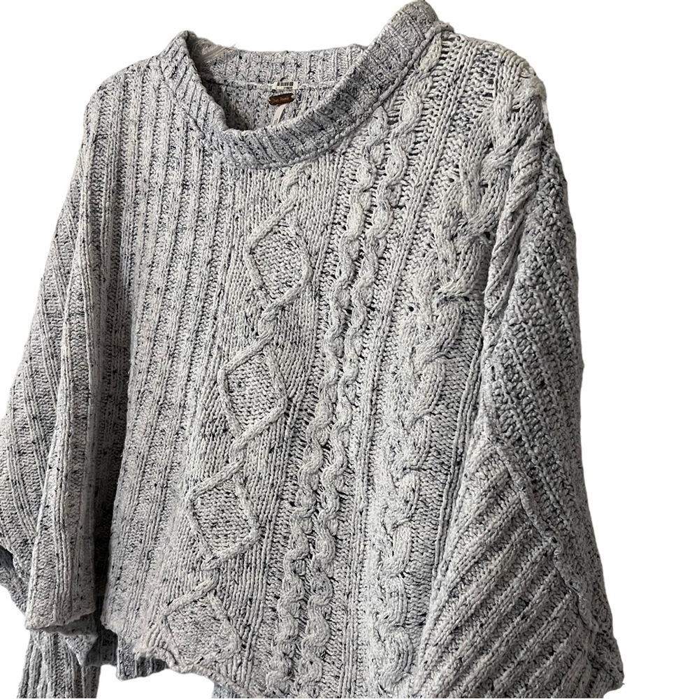 Free People On Your Side Cropped Cable Knit boxy slouchy  Crew Neck Sweater L - Picture 5 of 15